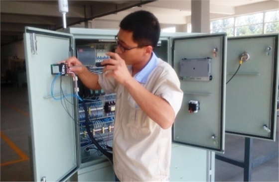 華順油氣潤滑系統(tǒng) 華順油氣潤滑系統(tǒng)