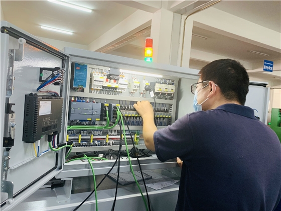 油氣潤滑設(shè)備