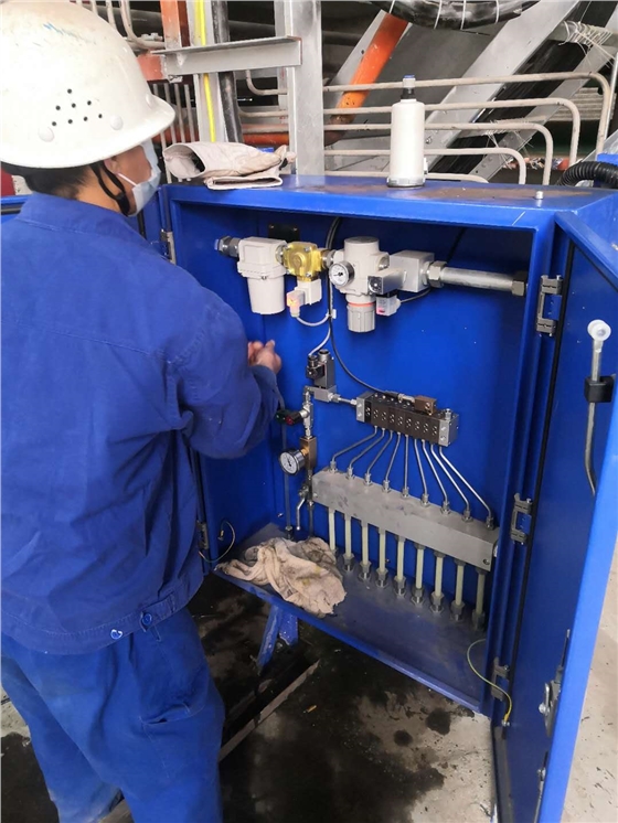 油氣潤滑 油氣潤滑