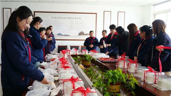 DSC00160.JPG DSC00160.JPG