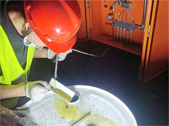 油氣潤滑 油氣潤滑