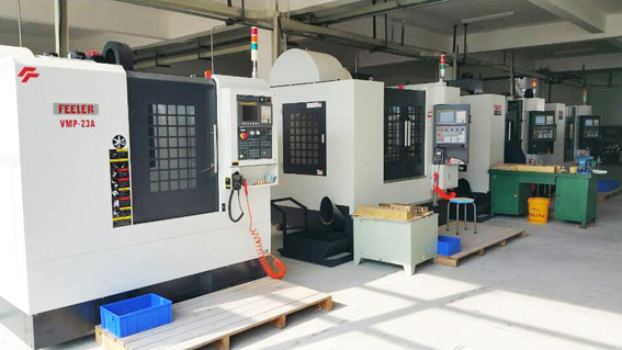 煙臺(tái)華順油氣潤(rùn)滑車(chē)間設(shè)備之加工中心 煙臺(tái)華順油氣潤(rùn)滑車(chē)間設(shè)備之加工中心