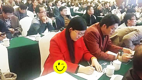 &ldquo;2015第三屆中國鋼鐵發(fā)展合作交流會(huì)&rdquo;在馬鞍山拉開帷幕，煙臺華順作為唯一一家潤滑企業(yè)應(yīng)邀出席本次盛會(huì)，煙臺華順公司13年來專項(xiàng)致力于高效節(jié)能油氣潤滑系統(tǒng)的應(yīng)用和推廣，是中國油氣潤滑系統(tǒng)客戶認(rèn)可度最高品牌，可直接替代進(jìn)口同類產(chǎn)品