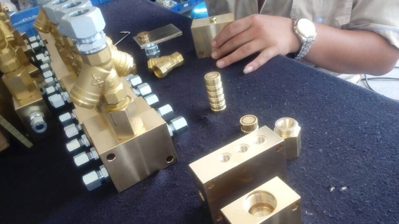 煙臺(tái)華順油氣分配器