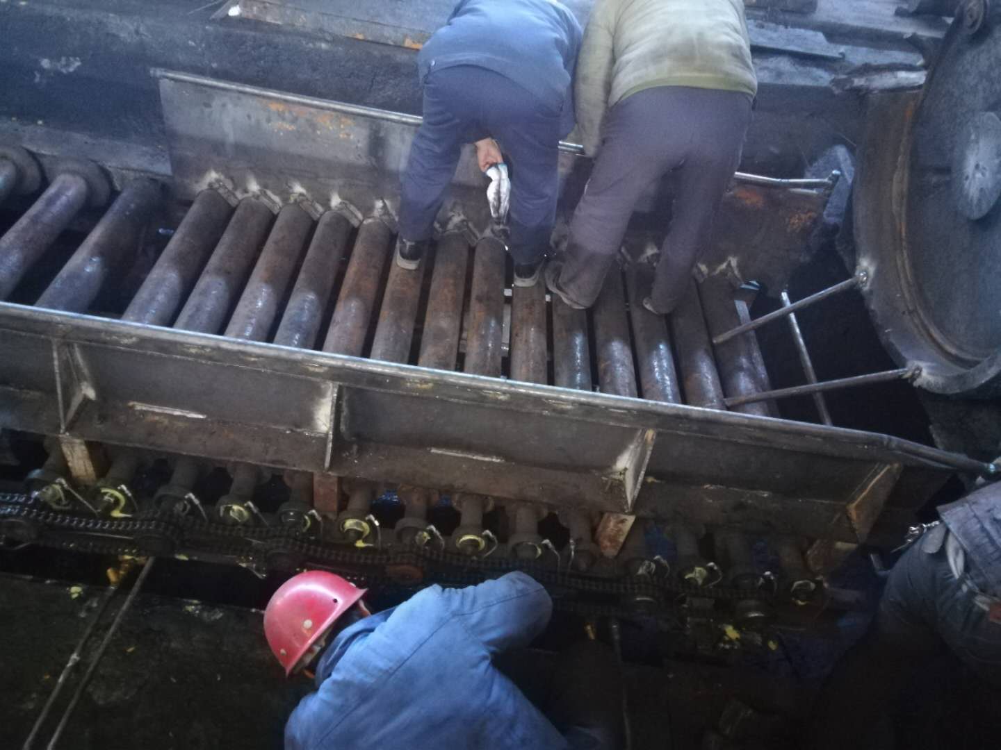 風(fēng)冷輥道油氣改造客戶只選擇煙臺(tái)華順！